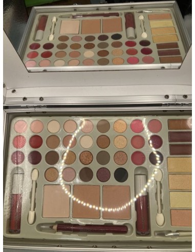 COFRE VEGAN COMPLETE MALETIN...